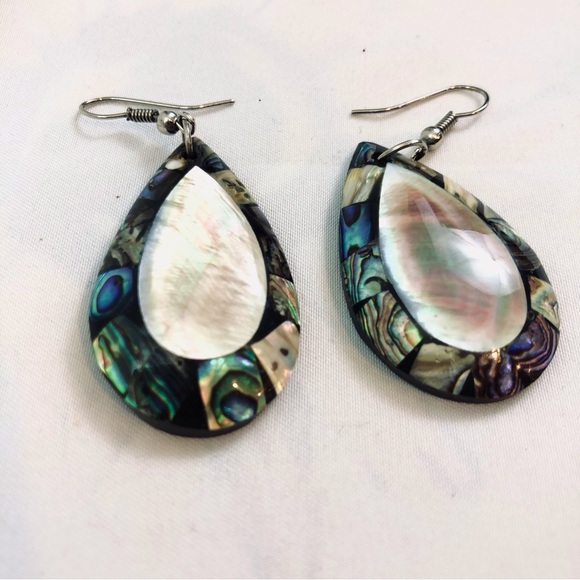 Abalone Tear Drop Shaped Earings - Picture 5 of 16